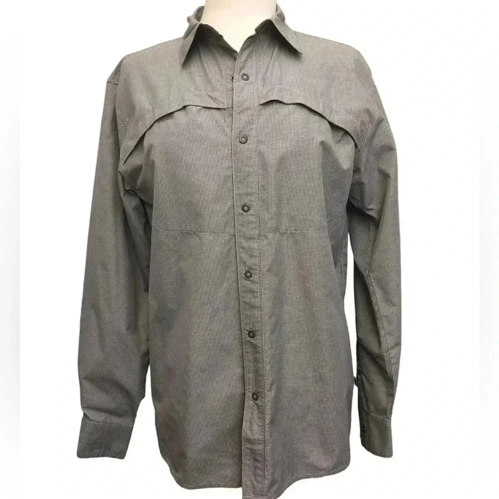 The North Face Men’s Lightweight Snap Front Outdoor Shirt